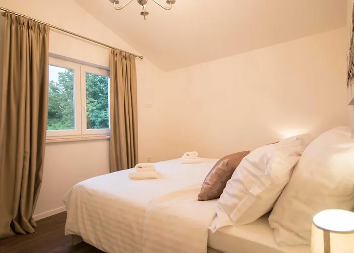 Vakantiehuis Olifi, A Peaceful Surrounded By Nature *