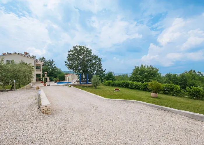 Vakantiehuis Olifi, A Peaceful Surrounded By Nature