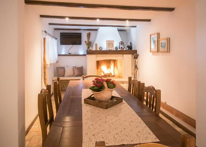 Olifi, A Peaceful Surrounded By Nature Krsan